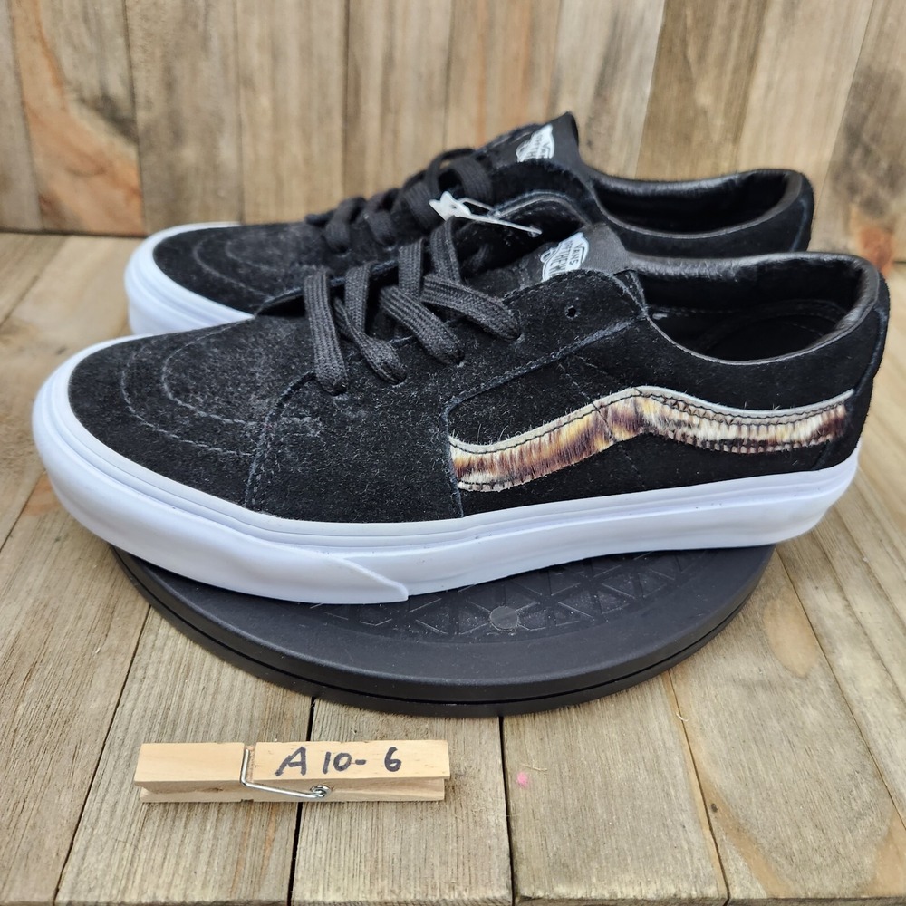 Vans Sk8 Low Suede Womens size 7 Black Animal Print Faux Fur Athletic Shoes - Picture 9 of 9